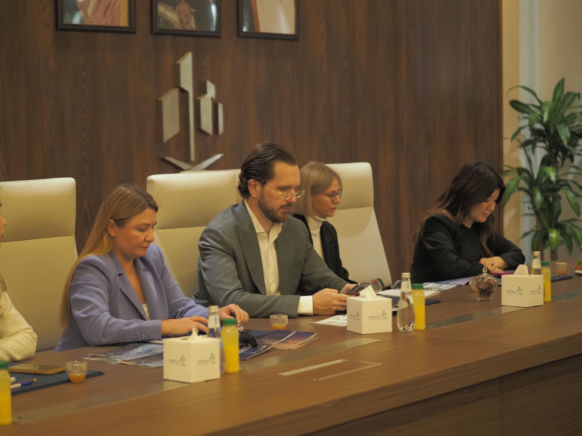 موسكو تناقش سبل التعاون مع مجمع الرياض للعلوم والتكنولوجيا  - سبوتنيك عربي, 1920, 09.02.2026