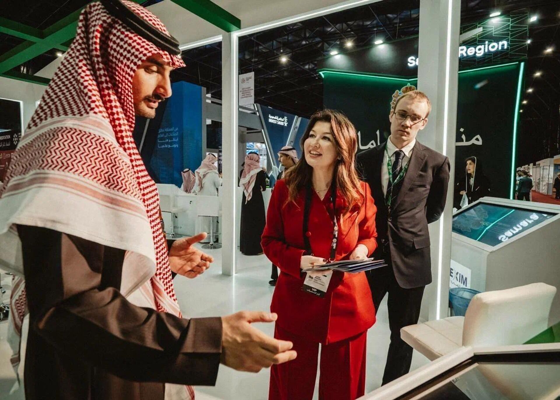 موسكو والرياض تبحثان تعزيز الشراكة الصناعية والاستثمارية على هامش إينوبروم السعودية - سبوتنيك عربي, 1920, 09.02.2026