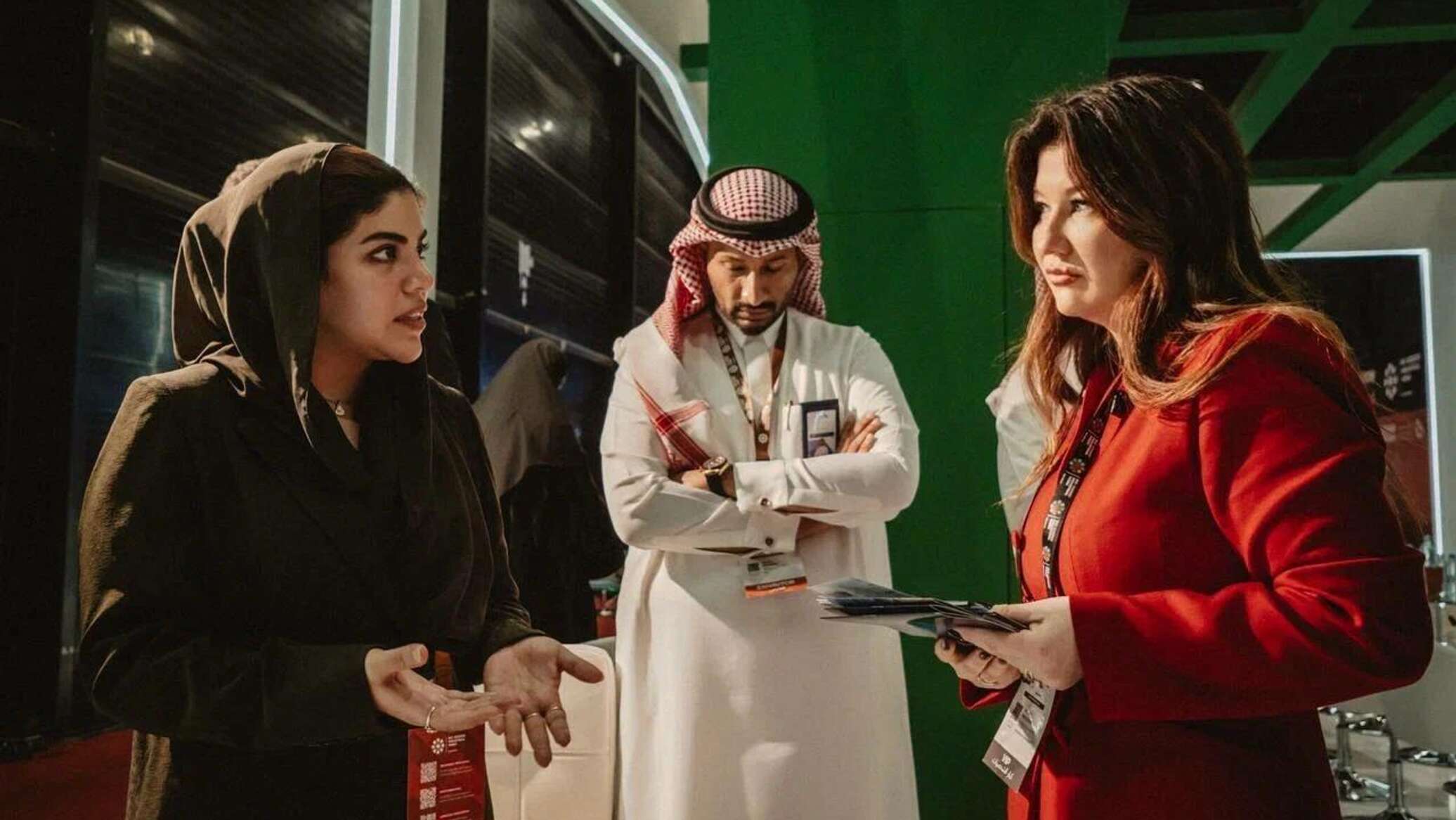 موسكو والرياض تبحثان تعزيز الشراكة الصناعية والاستثمارية على هامش "إينوبروم السعودية"