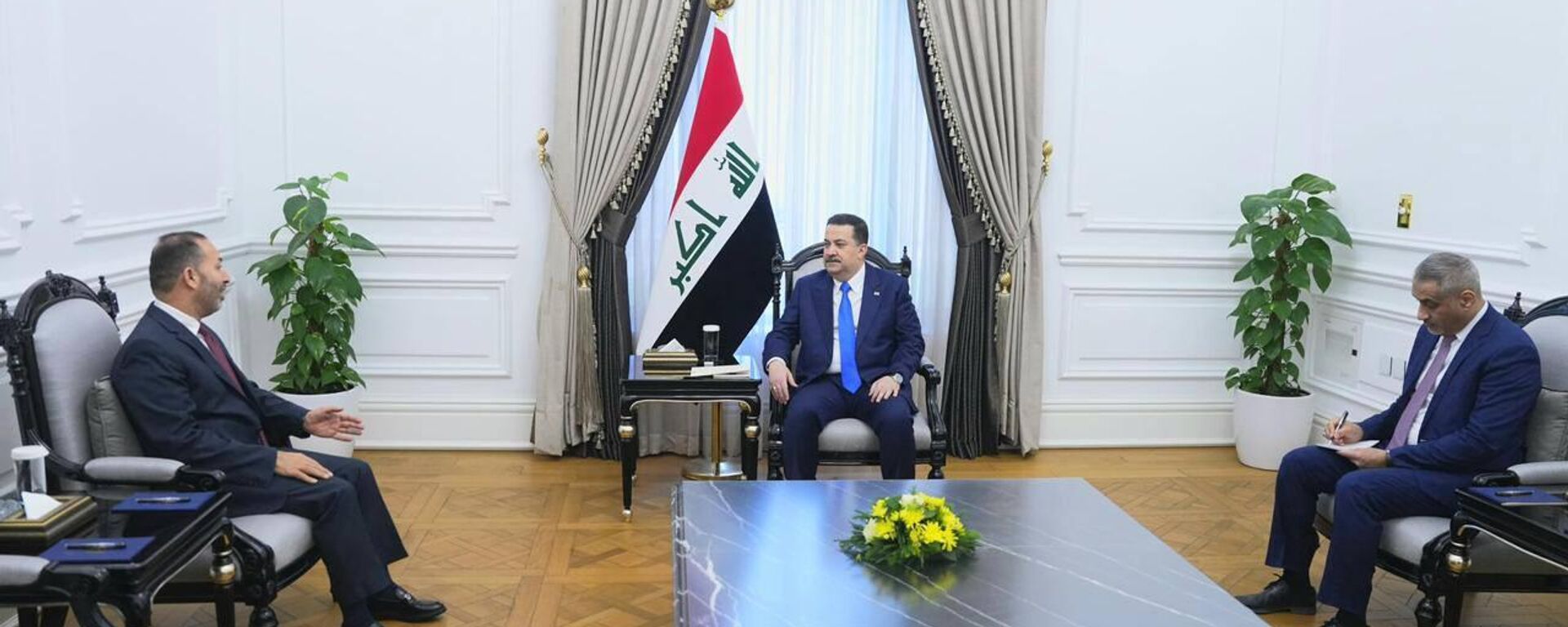 رئيس الوزراء العراقي محمد شياع السوداني، يستقبل سفير المملكة الأردنية الهاشمية لدى العراق ماهر سالم الطراونة - سبوتنيك عربي, 1920, 10.02.2026
