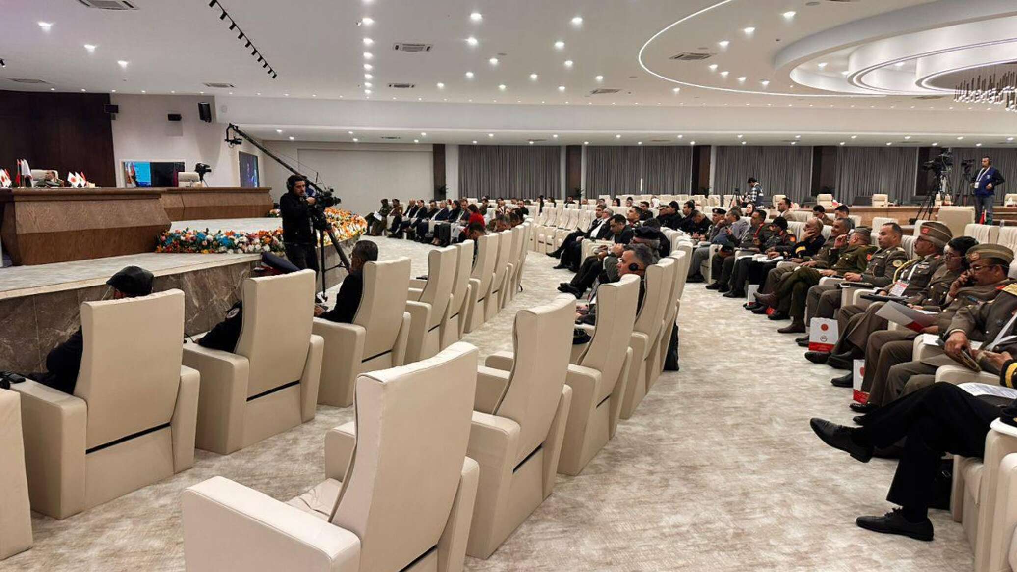 بنغازي تحتضن مؤتمرا أمنيا استراتيجيا لتعزيز التعاون الإقليمي في مكافحة الجرائم العابرة للحدود