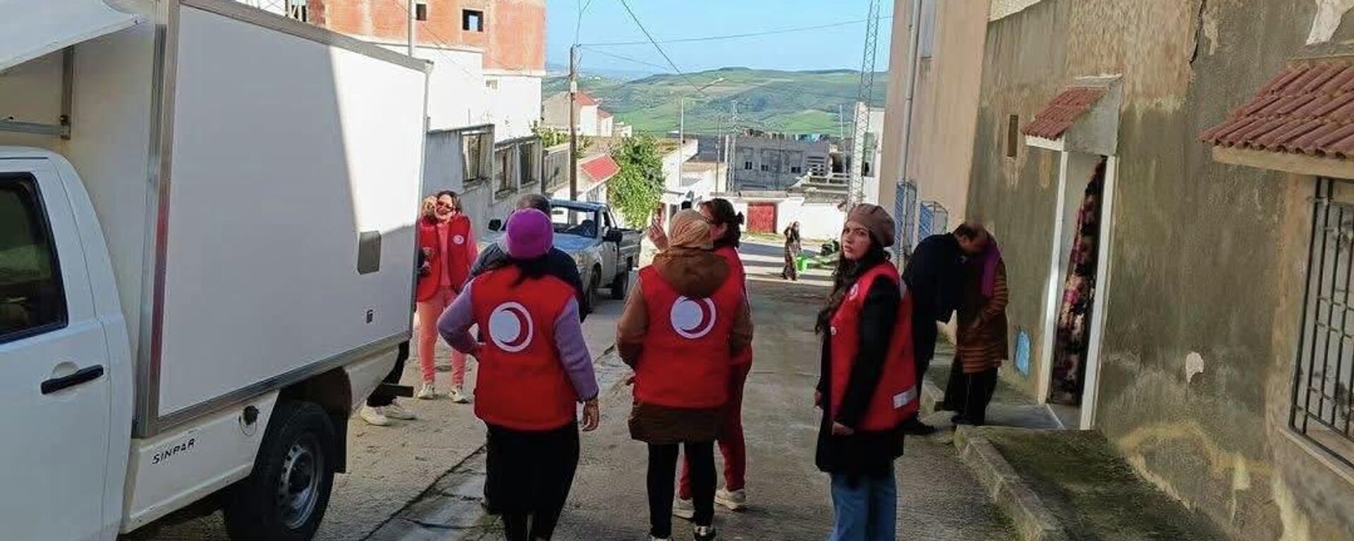 قفة رمضان وموائد إفطار.. شهر الصيام يتحول إلى موسم للعطاء في تونس - سبوتنيك عربي, 1920, 10.02.2026