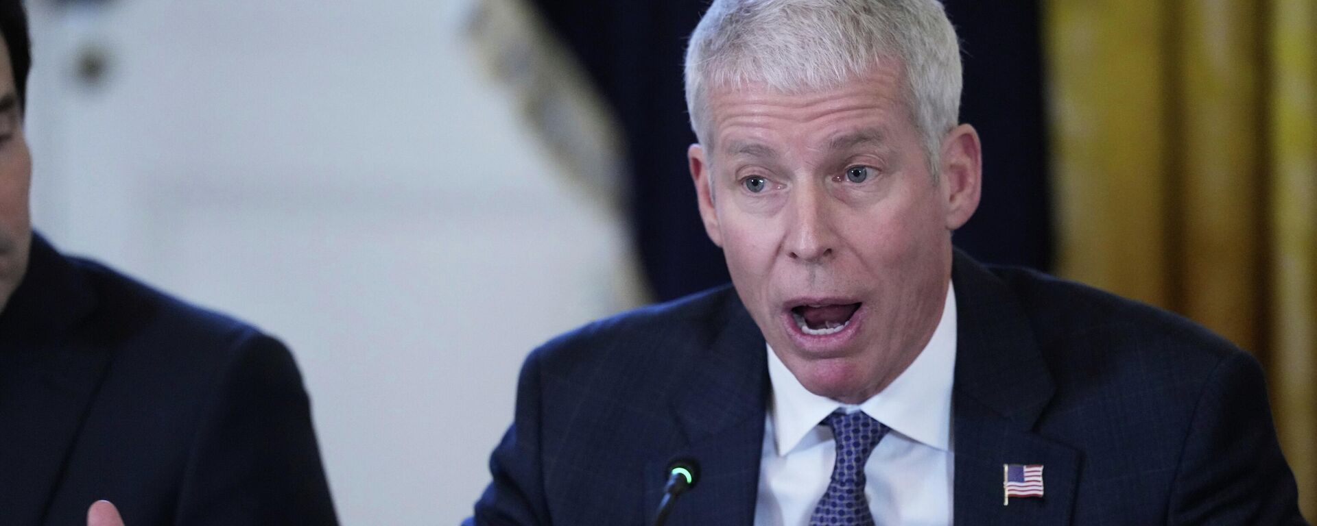 United States Secretary of Energy Chris Wright speaks during a meeting with President Donald Trump and other oil executives in the East Room of the White House, Friday, Jan. 9, 2026, in Washington - سبوتنيك عربي, 1920, 11.03.2026