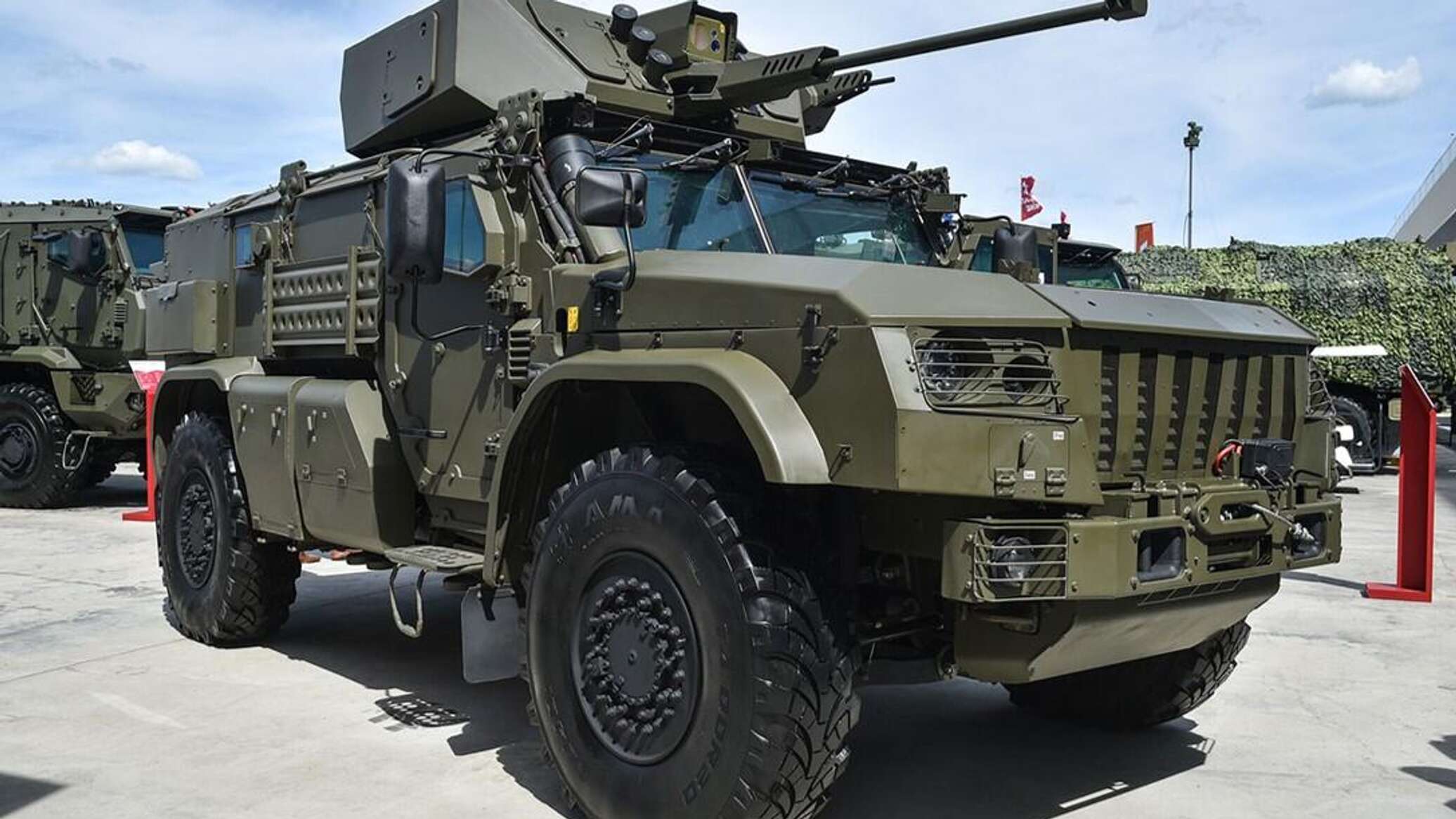 "زاسن - دي"... مدرعة روسية متعددة المهام يمكن إنزالها من الجو