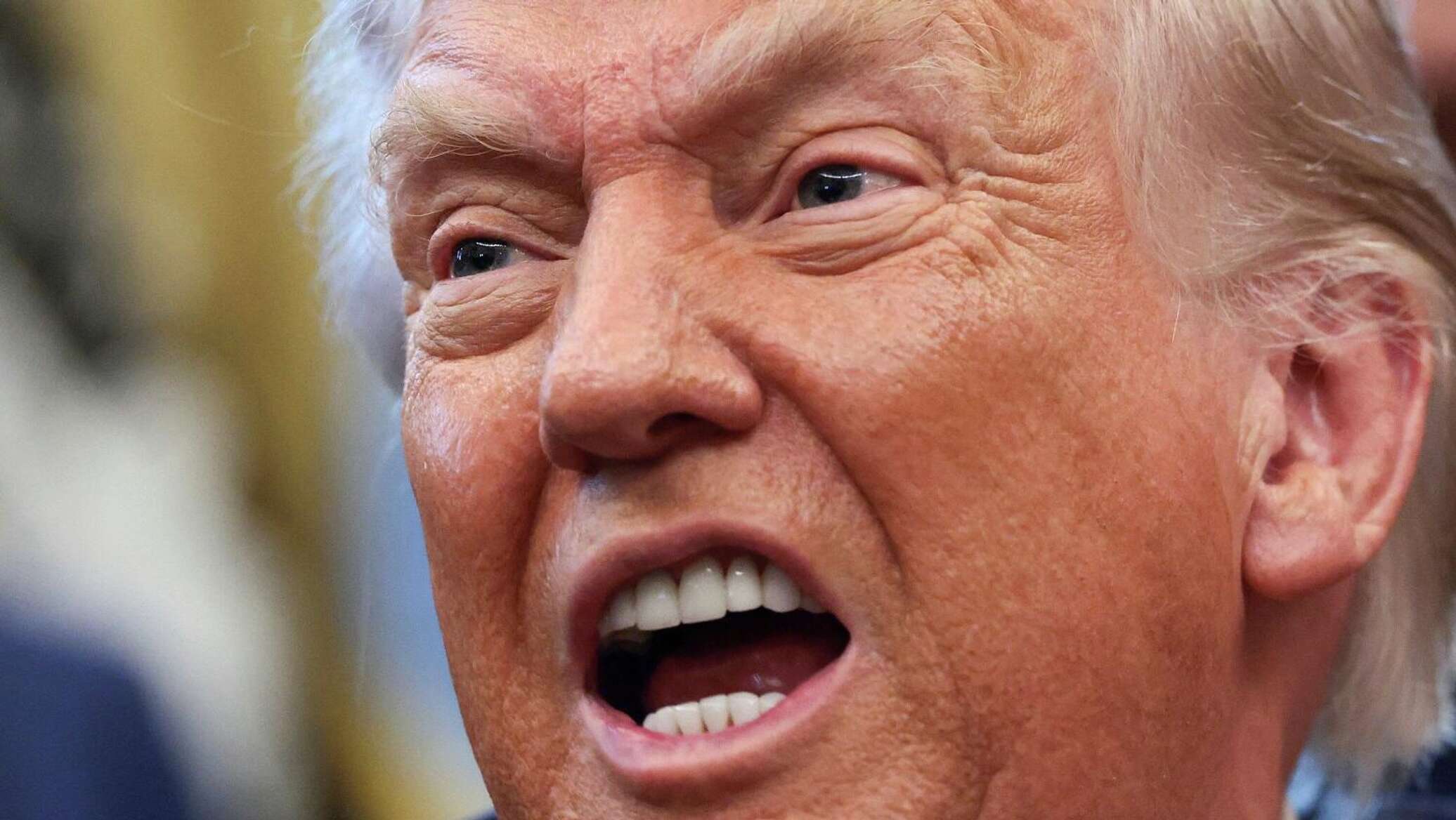 ترامب: تغيير النظام في إيران قد يكون "أفضل شيء" وحاملة طائرات أمريكية ثانية في الطريق