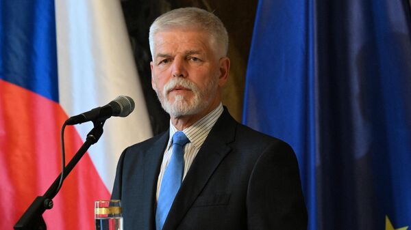 Czech President Petr Pavel addresses a press conference with the President of the European Commission at Prague Castle on May 2, 2023 in Prague. (Photo by Michal Cizek / AFP) - سبوتنيك عربي