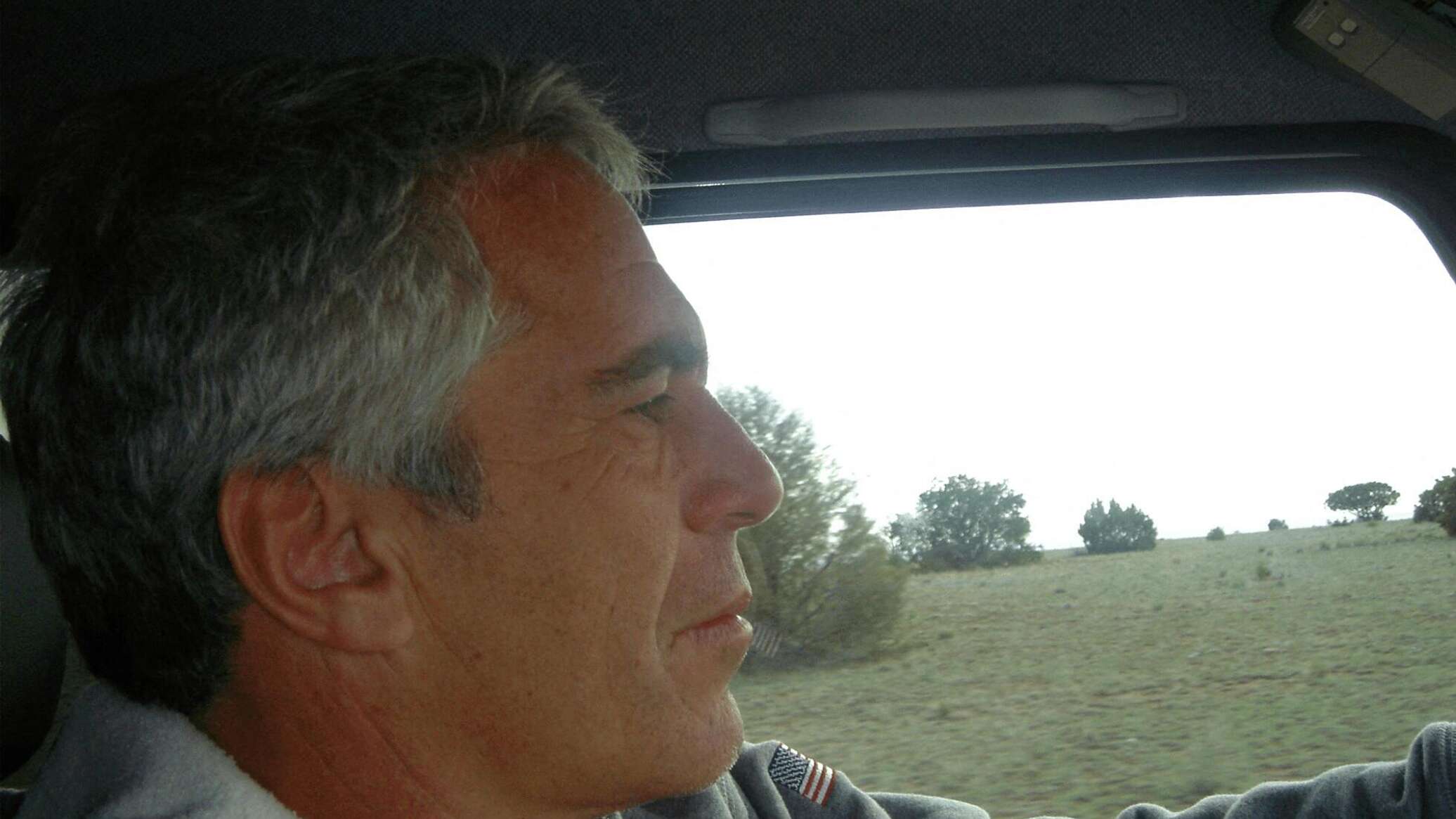 فرنسا تتحرك رسميا للتحقيق بملفات إبستين