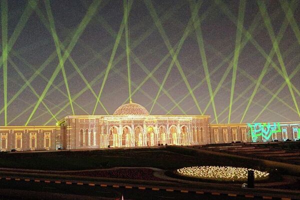 سبوتنيك ترصد أكبر مهرجان للأضواء في الإمارات - سبوتنيك عربي