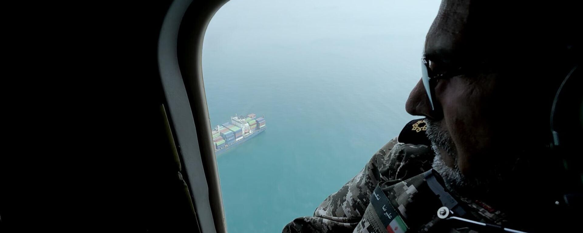 مناورات عسكرية لفيلق الحرس الثوري الإسلامي في مضيق هرمز. - سبوتنيك عربي, 1920, 18.04.2026