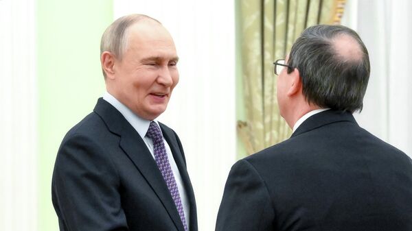 اجتماع بين الرئيس الروسي فلاديمير بوتين ووزير الخارجية الكوبي برونو رودريغيز باريلا - سبوتنيك عربي