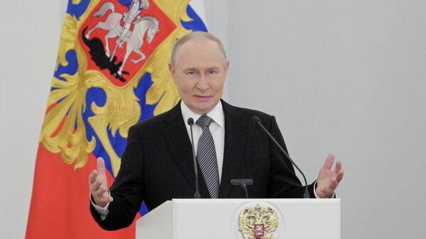 بوتين يجري محادثات مع رئيس مدغشقر في موسكو - سبوتنيك عربي