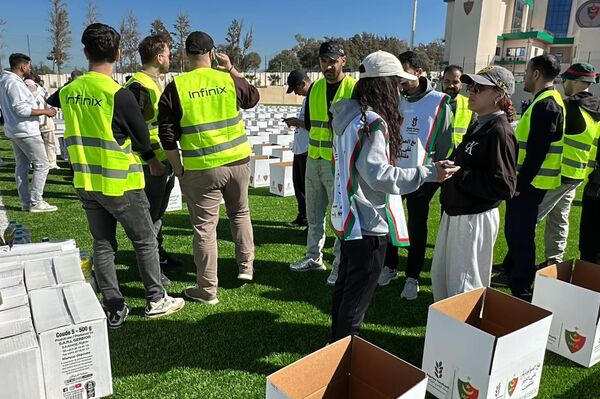 نادي مولودية الجزائري مبادرة تضامنية واسعة خلال شهر رمضان نادي مولودية الجزائري مبادرة تضامنية واسعة خلال شهر رمضان - سبوتنيك عربي