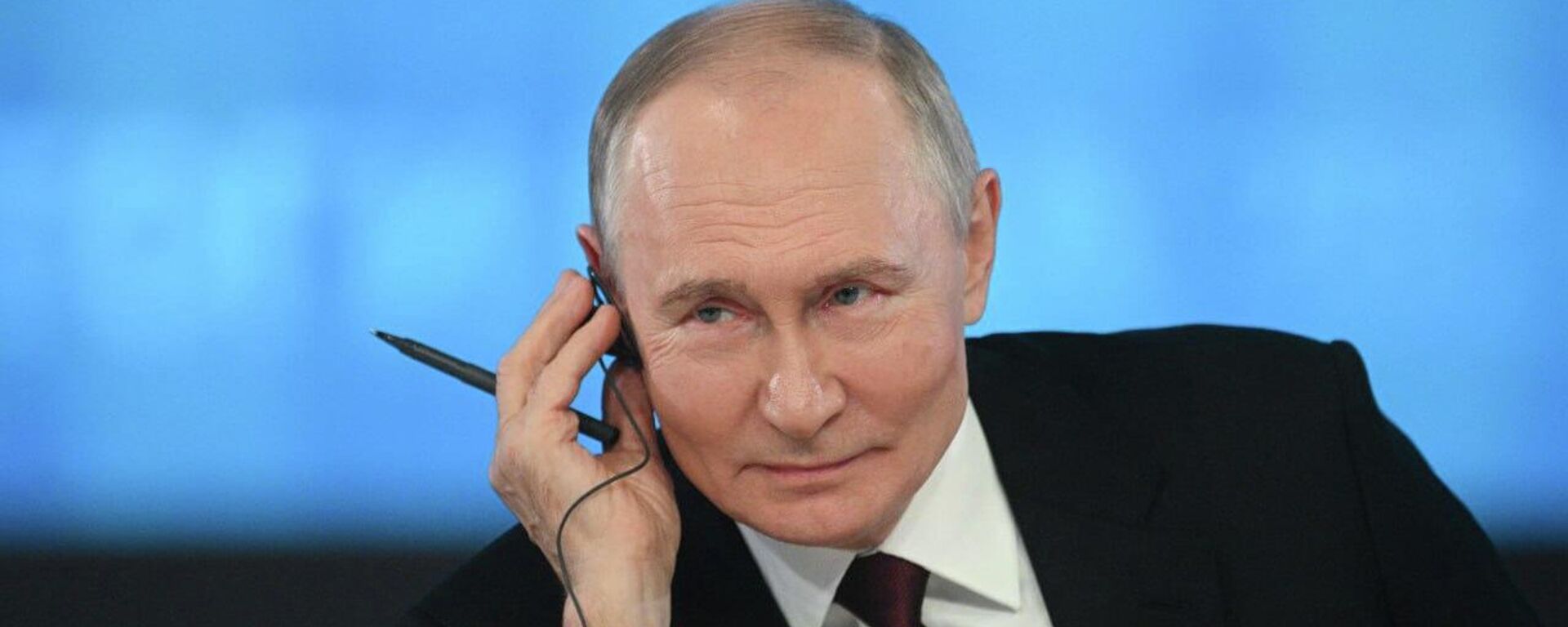 بوتين يقدم جوائز الدولة في يوم المدافع عن الوطن - سبوتنيك عربي, 1920, 23.02.2026