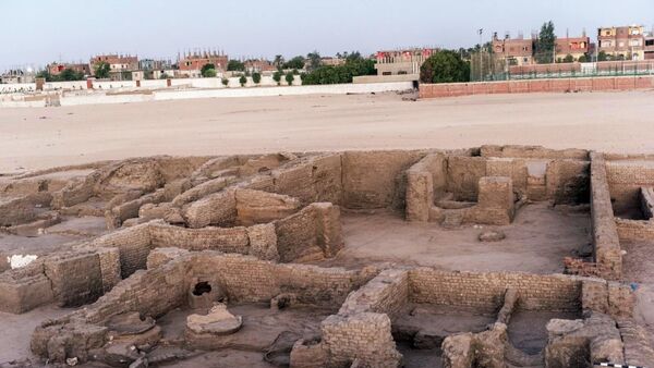 أجزاء من مدينة سكنية أثرية تعود إلى القرن الـ18 الميلادي، خلال فترة حكم شيخ العرب همام، محافظة قنا، مصر - سبوتنيك عربي