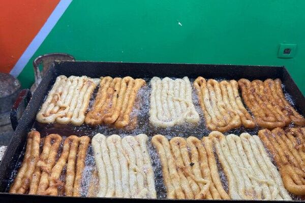 الزلابية وقلب اللوز في الجزائر...حكاية حلويات تزهر في رمضان وتفوح بعبق التراث - سبوتنيك عربي