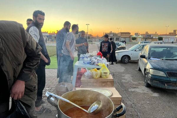 خيمة بني وليد الرمضانية في ليبيا.. 15 عاما من التكافل مع العمالة الوافدة وعابري السبيل - سبوتنيك عربي