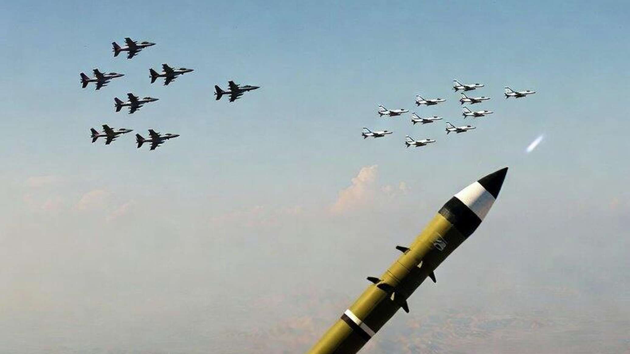 بث مباشر لليوم الـ7 من الحرب على إيران... تصعيد خطير واستهداف حاملات طائرات... صور وفيديو