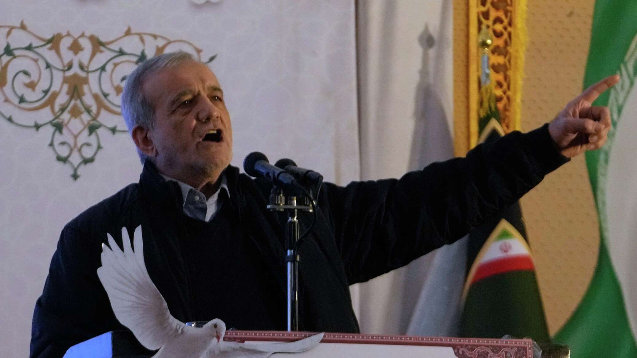 بزشكيان: إيران لن تهاجم دول الجوار إلا إذا تعرضت لهجوم منها