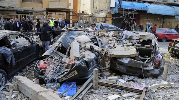 عدسة سبوتنيك ترصد الأضرار داخل الشقق السكنية في بيروت نتيجة غارة إسرائيلية    - سبوتنيك عربي
