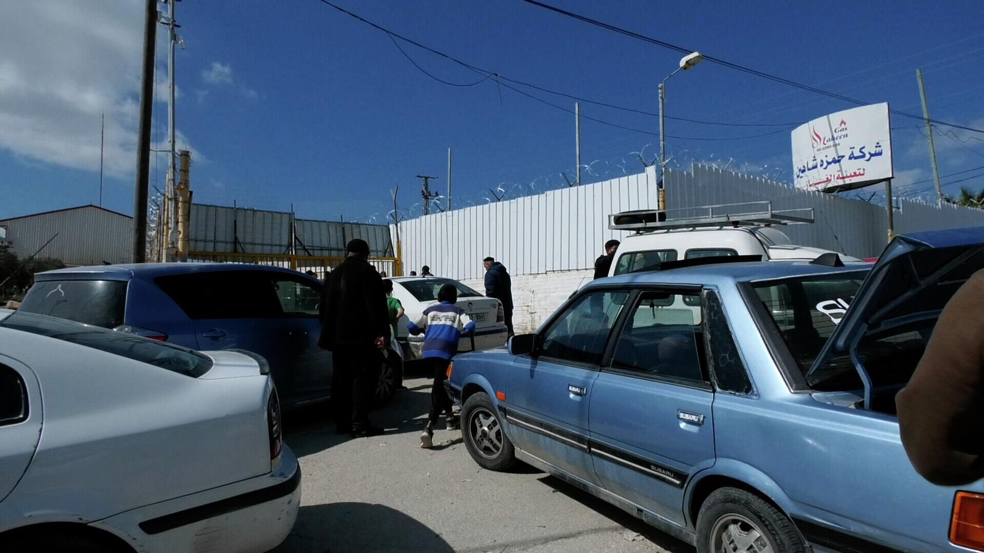 الحرب على إيران تفرض واقعا اقتصاديا وأمنيا جديدا على الضفة الغربية - سبوتنيك عربي, 1920, 11.03.2026