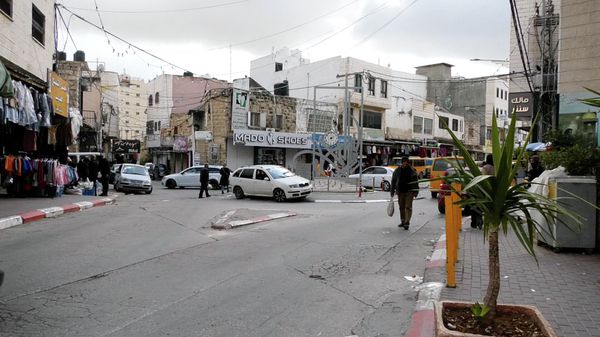 الحرب على إيران تفرض واقعا اقتصاديا وأمنيا جديدا على الضفة الغربية - سبوتنيك عربي