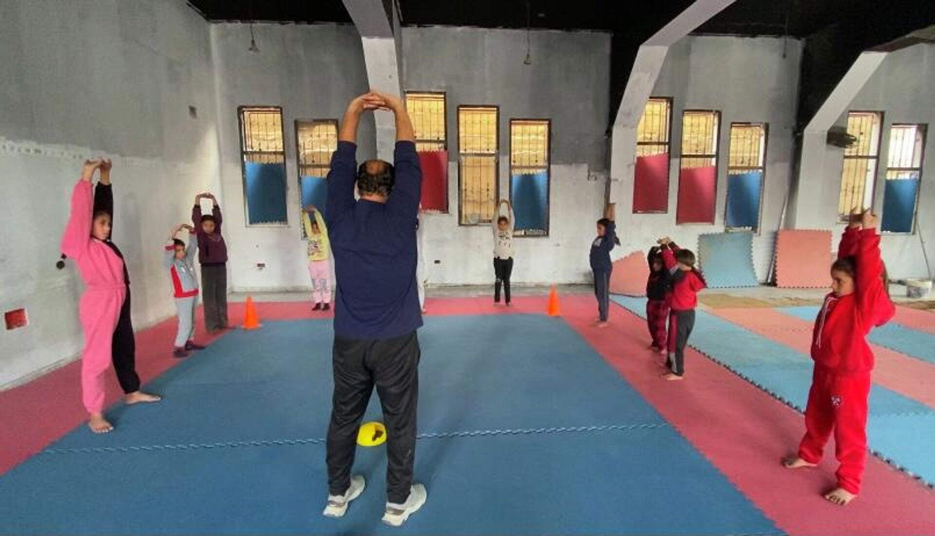 رياضة الكاراتيه تداوي ندوب الحرب في قلوب أطفال غزة - سبوتنيك عربي, 1920, 12.03.2026