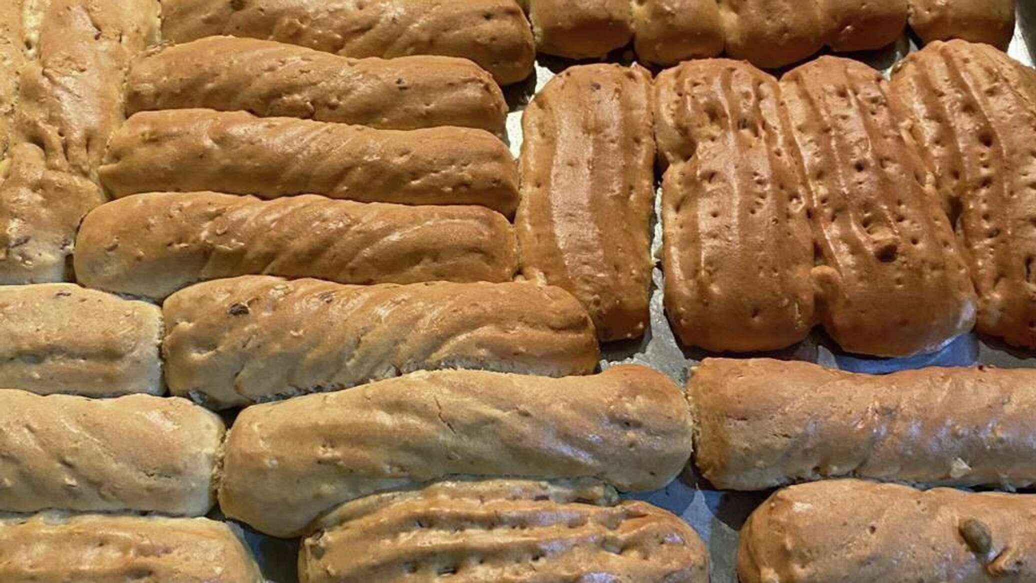 مع اقتراب عيد الفطر.. صناعة الحلويات التقليدية تستعيد حيويتها في تونس.. صور