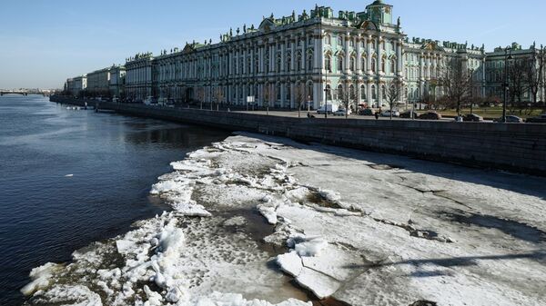 Ледоход на Неве в Санкт-Петербурге - سبوتنيك عربي