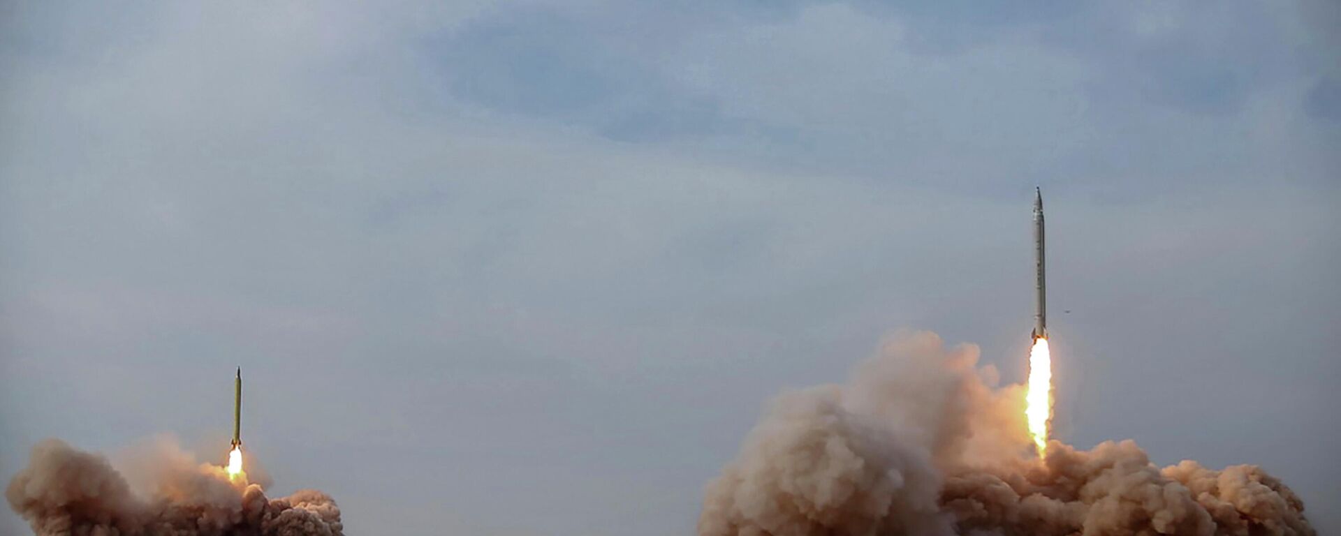 إطلاق صواريخ باليستية مضادة للسفن الحربية، الحرس الثوري الإيراني - سبوتنيك عربي, 1920, 20.03.2026