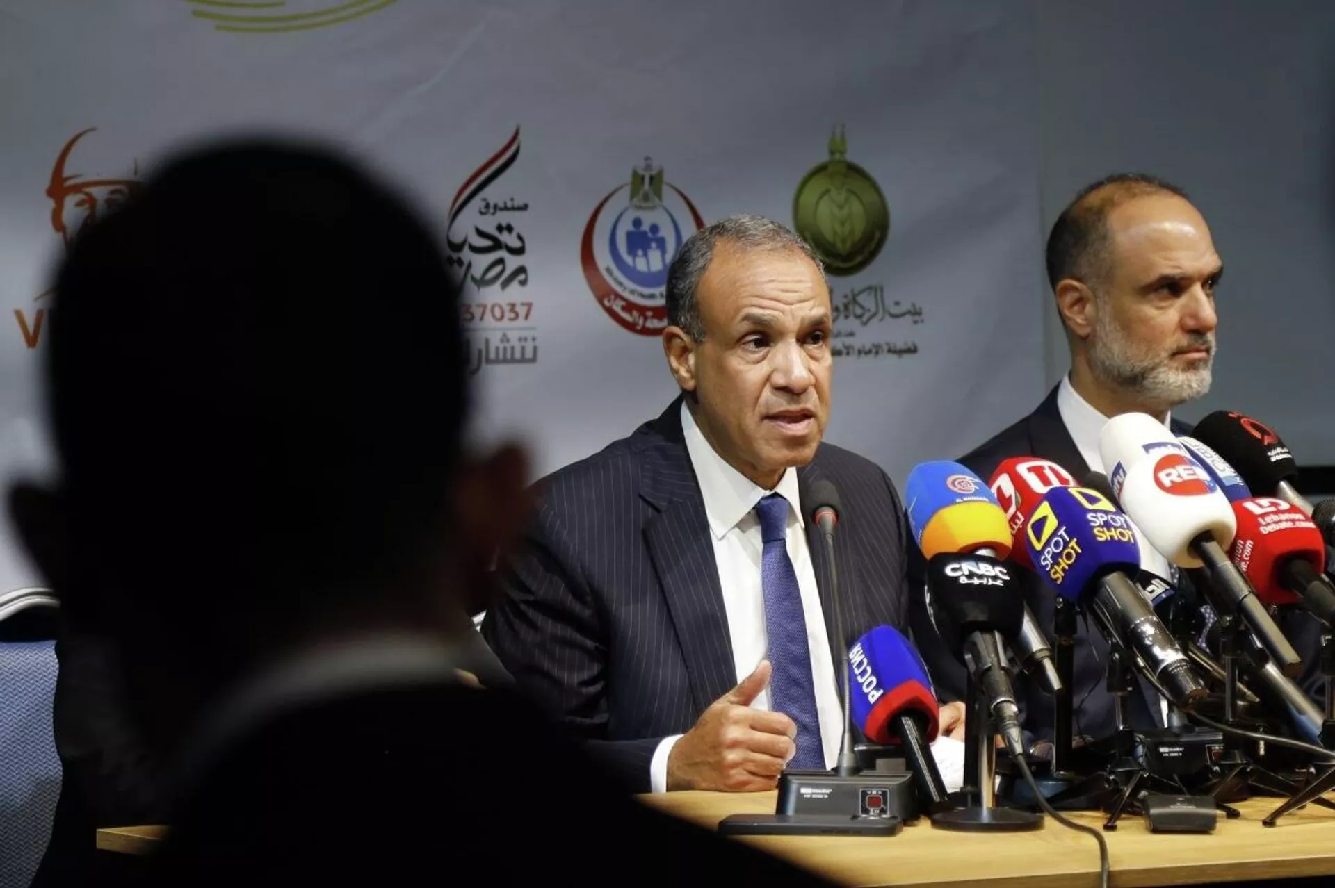 مصر تسلم لبنان 1000 طن من المساعدات الإنسانية لدعم النازحين جراء التصعيد الإسرائيلي - سبوتنيك عربي, 1920, 26.03.2026