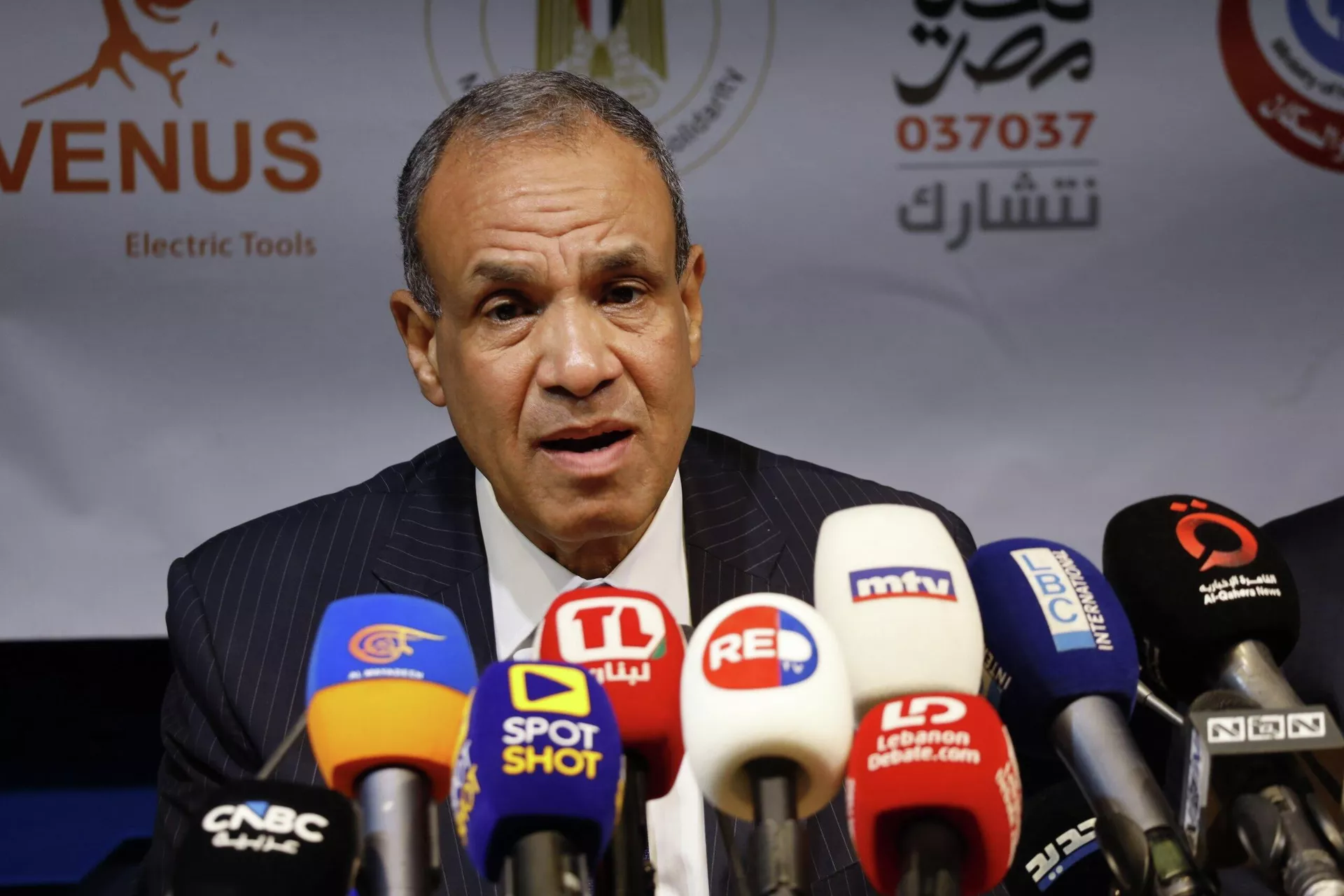 مصر تسلم لبنان 1000 طن من المساعدات الإنسانية لدعم النازحين جراء التصعيد الإسرائيلي - سبوتنيك عربي, 1920, 26.03.2026