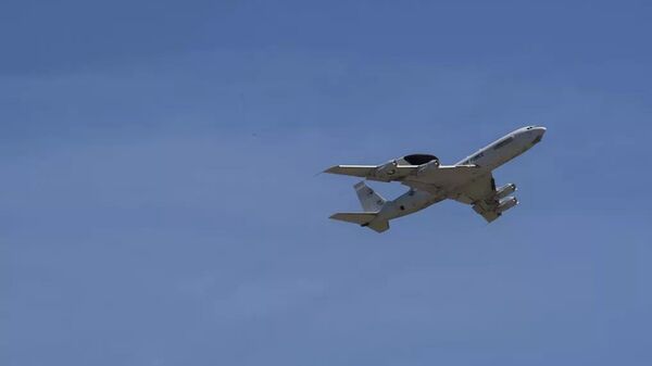 طائرة الإنذار المبكر المحمولة جوا من طراز بوينغ إي-3 سينتري أواكس التابعة لسلاح الجو الأمريكي - سبوتنيك عربي