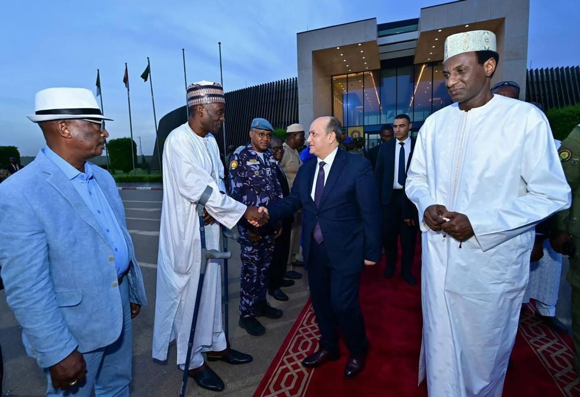 اتفاقيات نيامي… من التعاون الثنائي إلى هندسة محور سيادي الجزائر والنيجر يرسمان معالم قوة جنوب–جنوب جديدة - سبوتنيك عربي, 1920, 29.03.2026