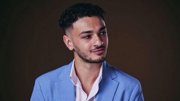 عبد العزيز الخياط، الممثل المسرحي السوري  - سبوتنيك عربي