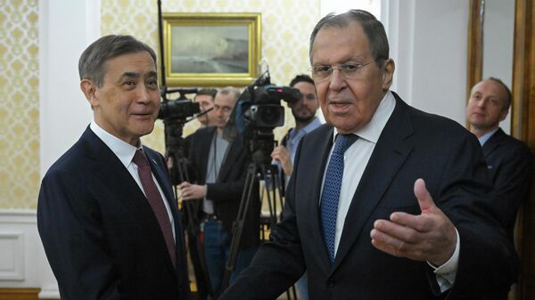 وزير الخارجية الروسي لافروف والأمين العام لمنظمة شنغهاي للتعاون يرميكبايف - سبوتنيك عربي