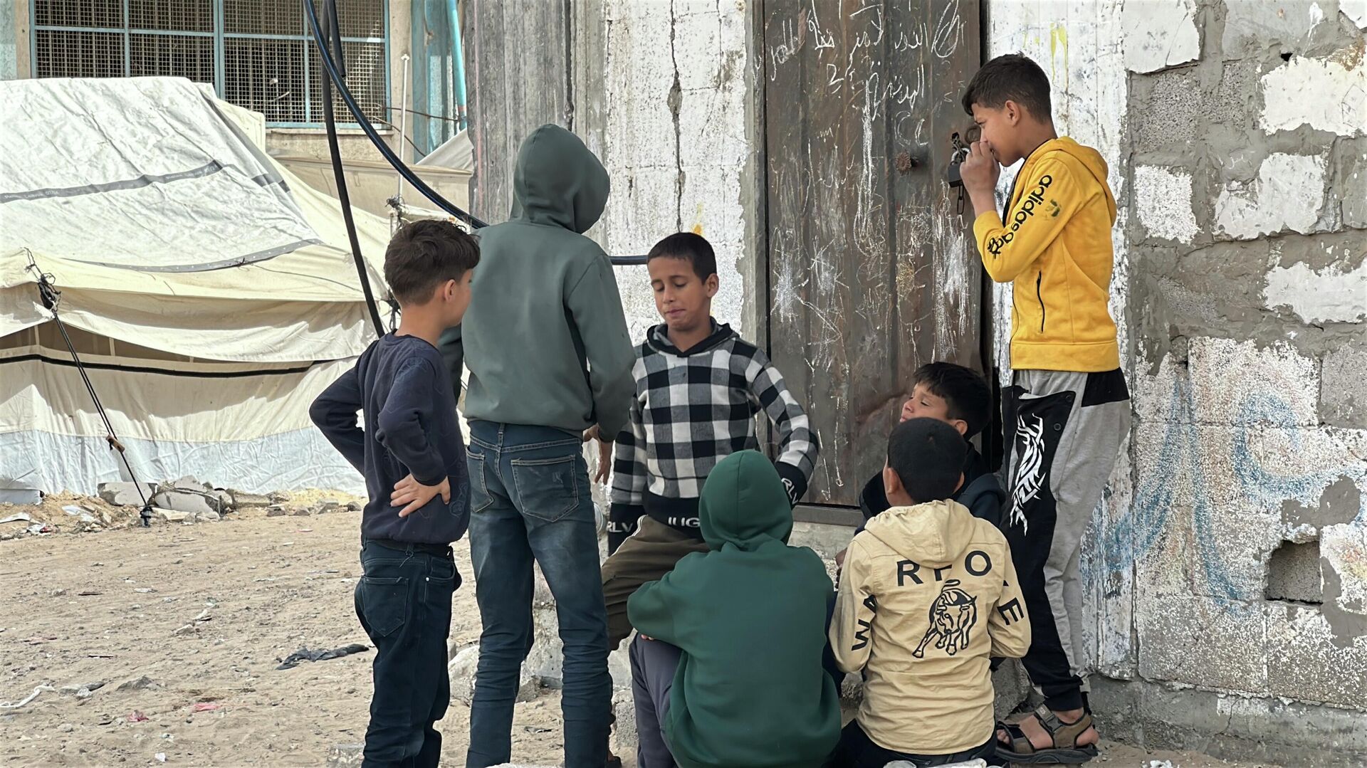 يوم الطفل الفلسطيني ... واقع إنساني صعب وأحلام بسيطة بالتعليم والحياة بلا مشقة   - سبوتنيك عربي, 1920, 06.04.2026