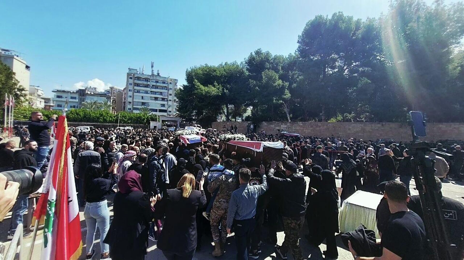 صيدا تؤبن ضحايا مجزرة سراي النبطية الـ13 بمشاركة رسمية وأمني - سبوتنيك عربي, 1920, 11.04.2026