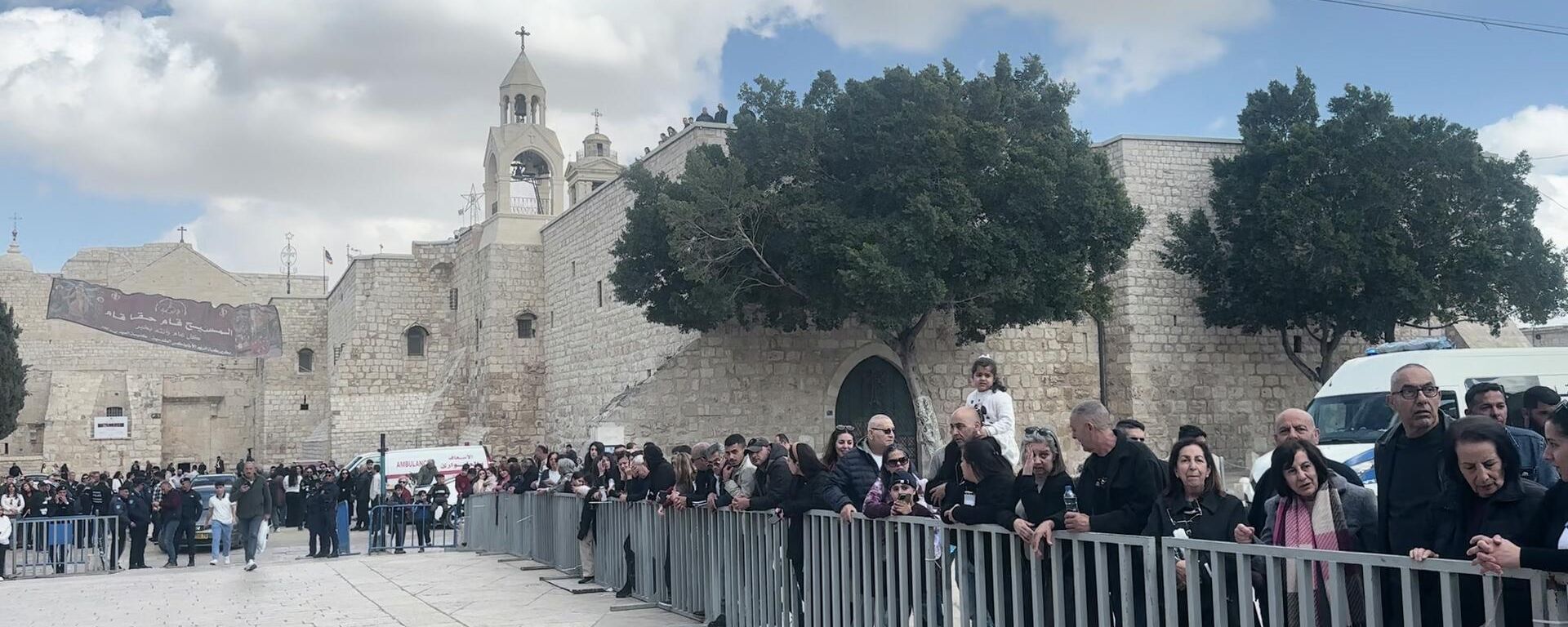 بيت لحم تحتفل بسبت النور.. وتضييقات إسرائيلية في القدس تزامناً مع العيد   - سبوتنيك عربي, 1920, 22.09.2026