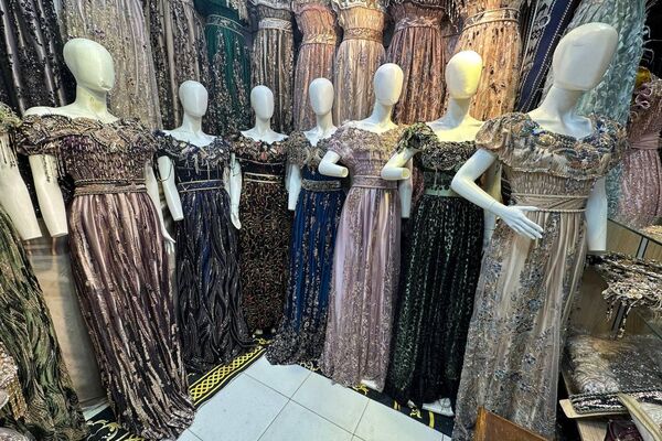 &quot;البلوزة الجزائرية&quot; نحو العالمية... من تراث الغرب الجزائري إلى قائمة &quot;يونسكو&quot; - سبوتنيك عربي