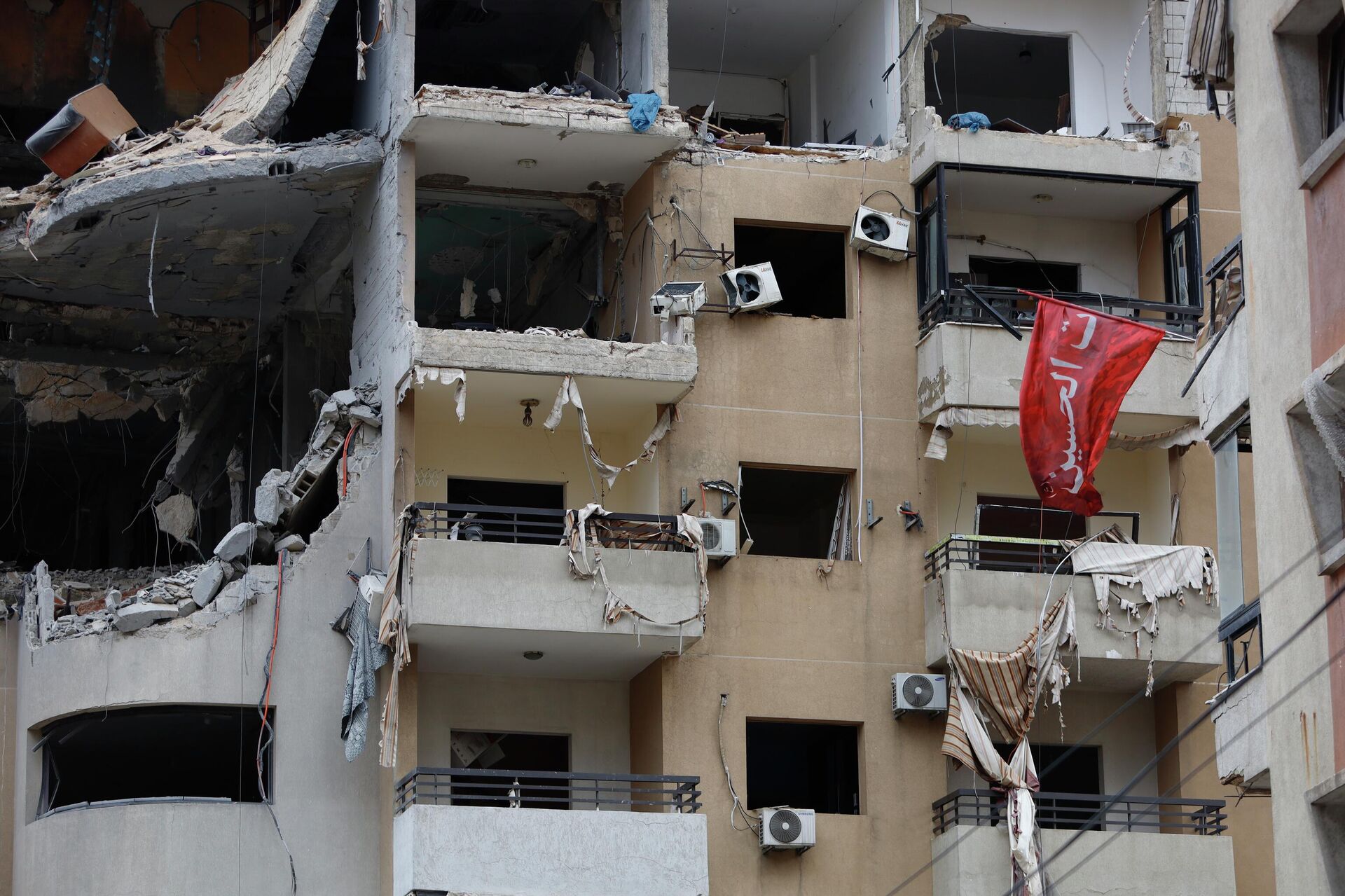 عدسة سبوتنيك ترصد جراح الضاحية الجنوبية لبيروت في اليوم الرابع للهدنة - سبوتنيك عربي, 1920, 20.04.2026