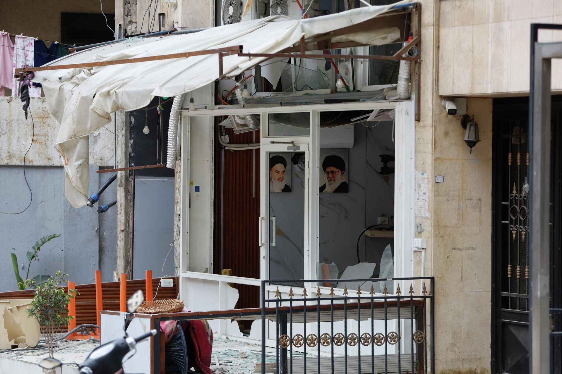 عدسة سبوتنيك ترصد جراح الضاحية الجنوبية لبيروت في اليوم الرابع للهدنة - سبوتنيك عربي, 1920, 20.04.2026