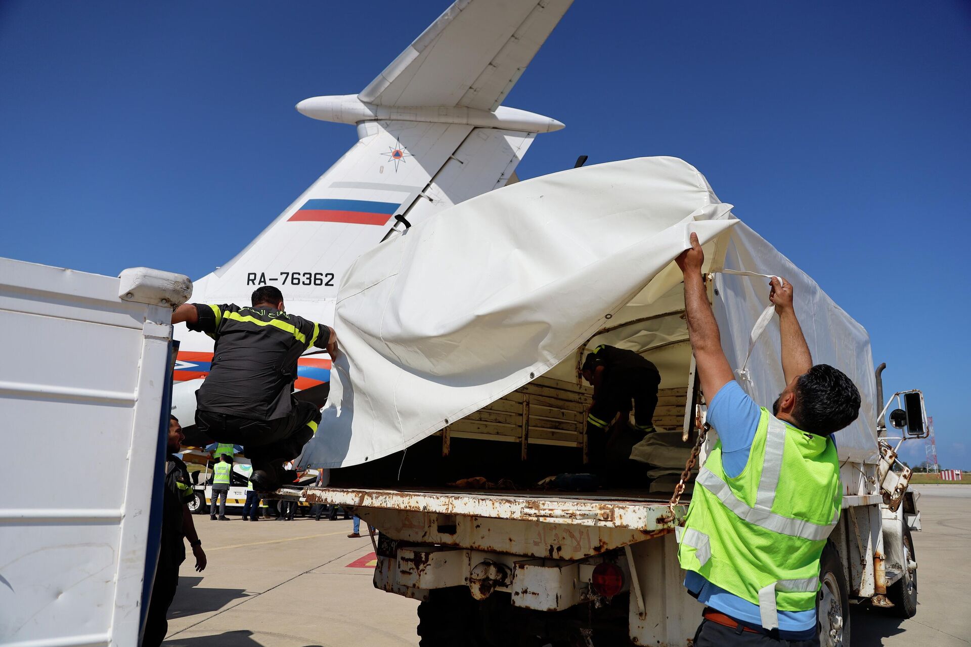 سبوتنيك ترصد لحظة وصول طائرة المساعدات الروسية إلى لبنان  - سبوتنيك عربي, 1920, 21.04.2026