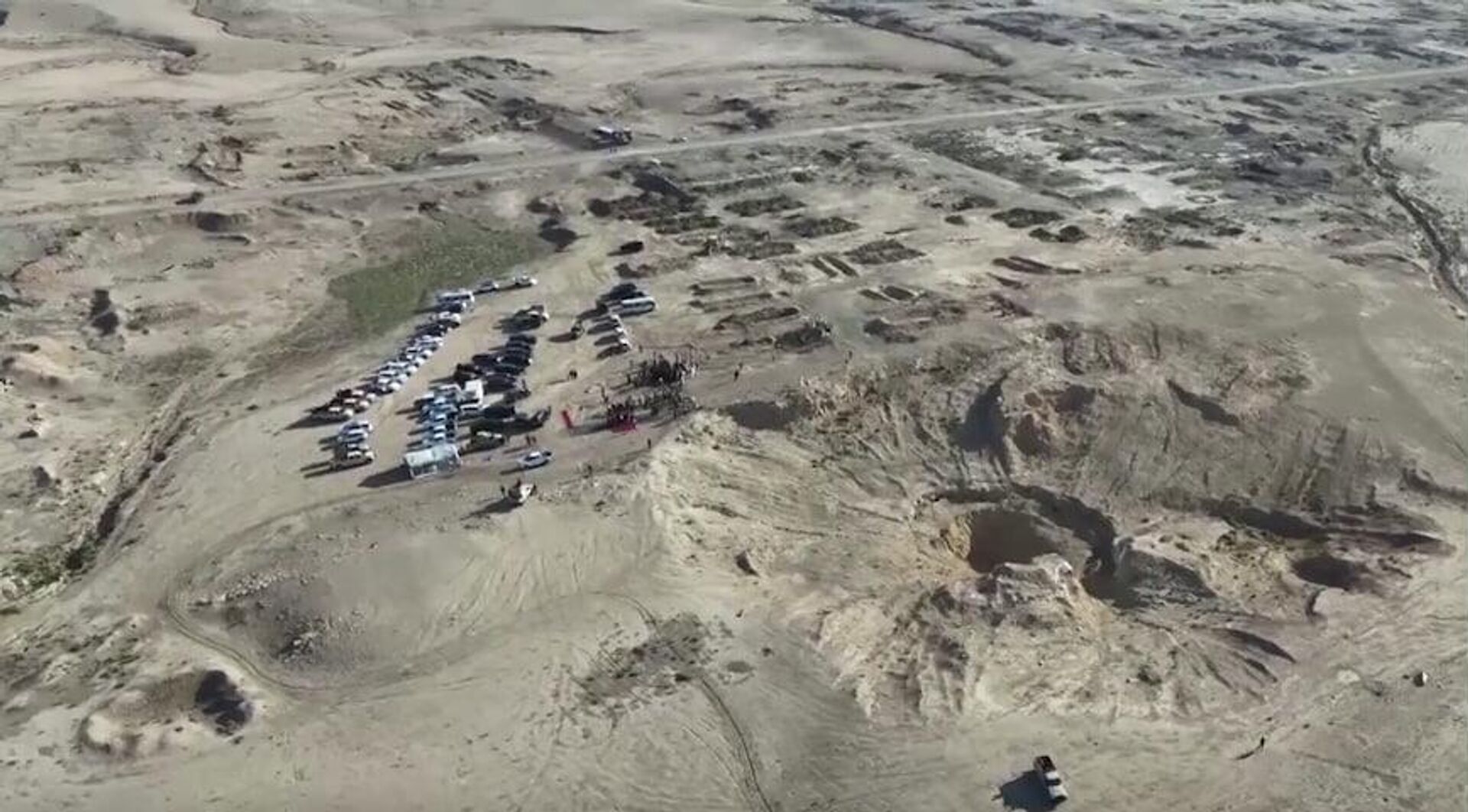 إرث داعش الثقيل.. المقابر الجماعية تلاحق ذاكرة العراقيين - سبوتنيك عربي, 1920, 21.04.2026