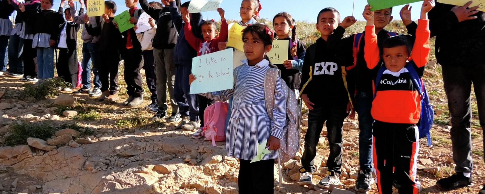 الاستيطان يقطع طريق طلبة مدرسة أم الخير جنوبي الضفة الغربية.. صور وفيديو - سبوتنيك عربي, 1920, 30.06.2026