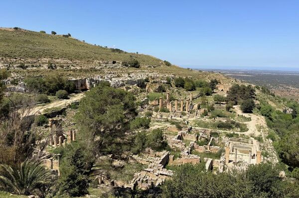 خبير ليبي: قورينا كنز أثري عالمي مهدد بالإهمال وغياب التخطيط 2026  - سبوتنيك عربي