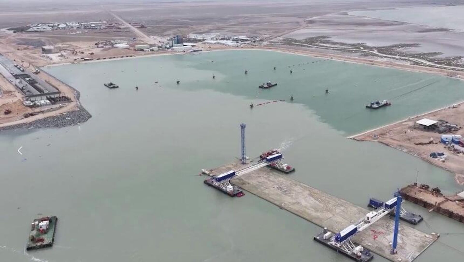 طرق بديلة تنافس مشروع العراق الاستراتيجي   - سبوتنيك عربي, 1920, 27.04.2026