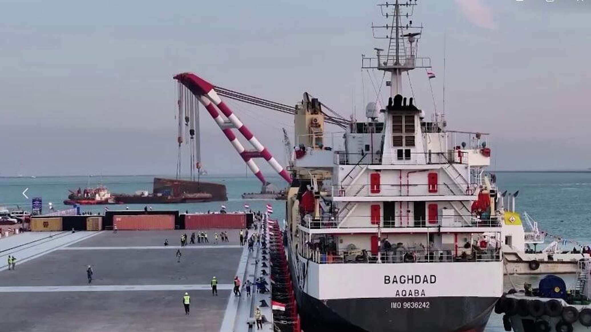 تحذيرات من خسارة الفرصة الذهبية... طرق بديلة تنافس مشروع العراق الاستراتيجي