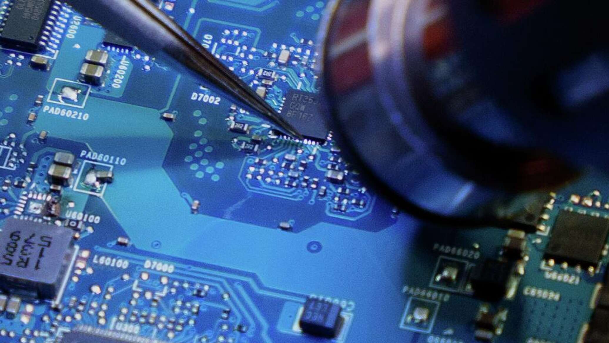 علماء روس يبتكرون مادة ثورية تستخدم للإلكترونيات