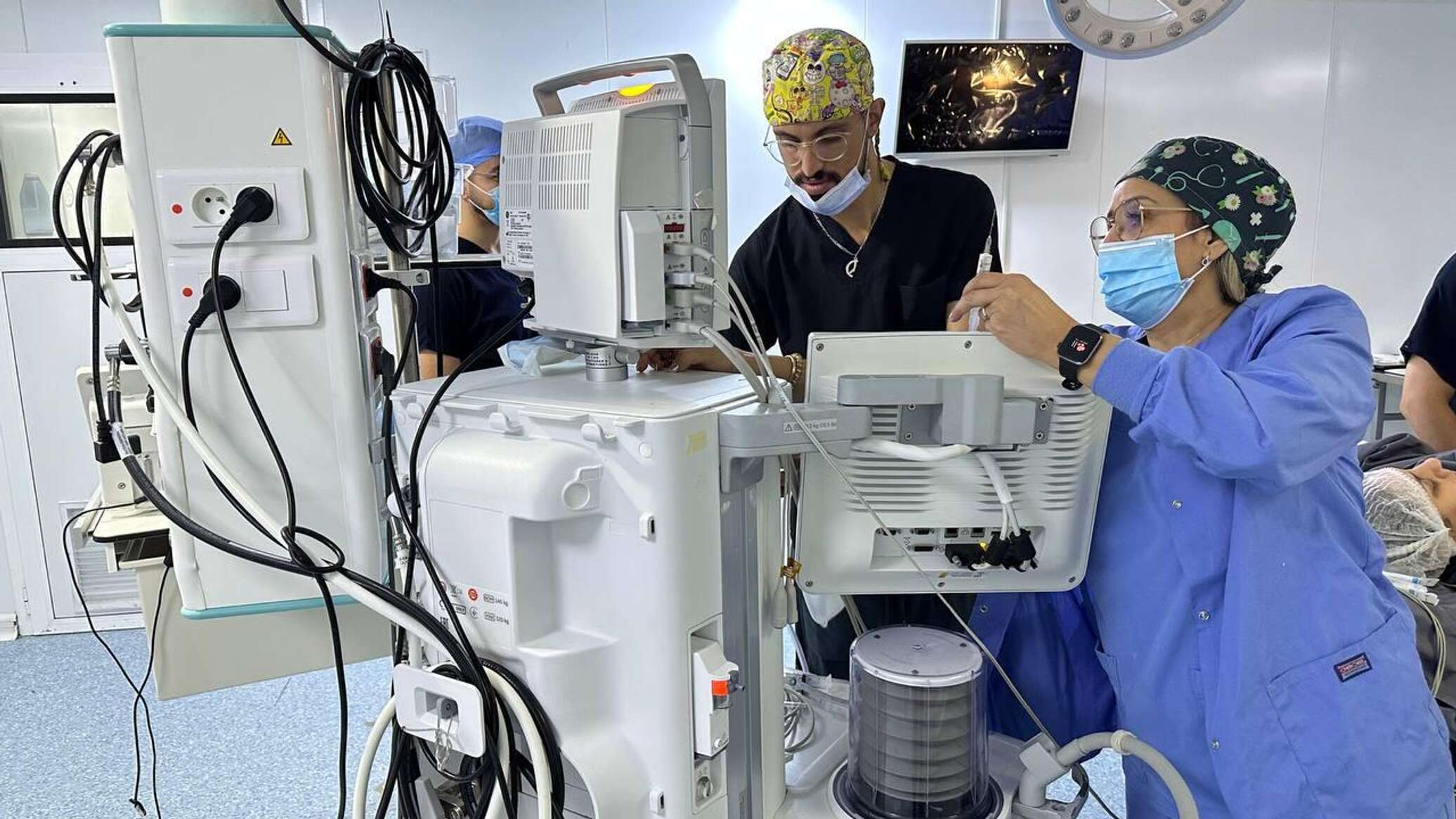 تقنية "إليزاروف" الروسية تدخل بقوة إلى الجزائر… أمل جديد لمرضى الكسور المعقدة وتشوهات العظام