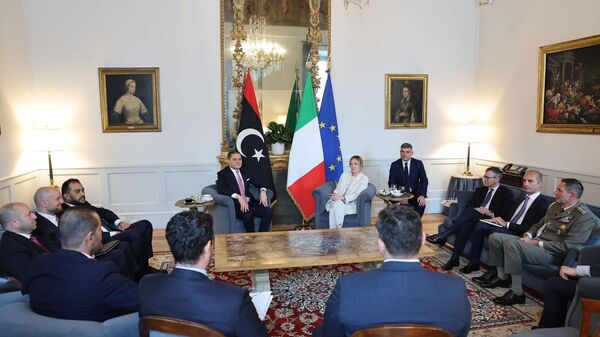 رئيس حكومة الوحدة الوطنية الليبية، عبد الحميد الدبيبة يجتمع مع رئيسة الوزراء الإيطالية جورجيا ميلوني في روما مايو 2026  - سبوتنيك عربي